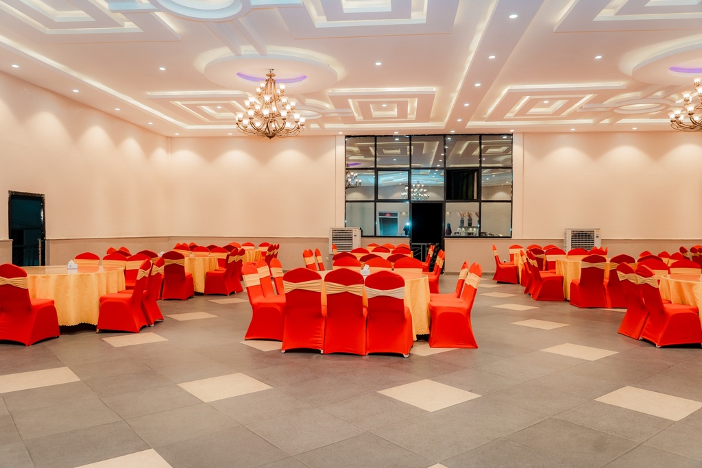 Hall view 2